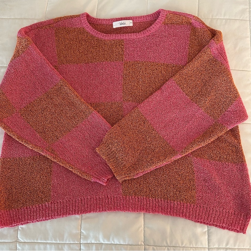 TALULAH Checkered Pink and Brown Rust Checkered Sweater